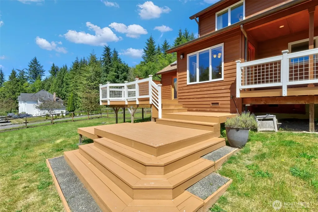 27201 State Highway 3 NE Poulsbo WA 98370