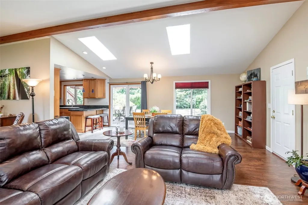 7304 NE 143rd Street Kenmore WA 98028
