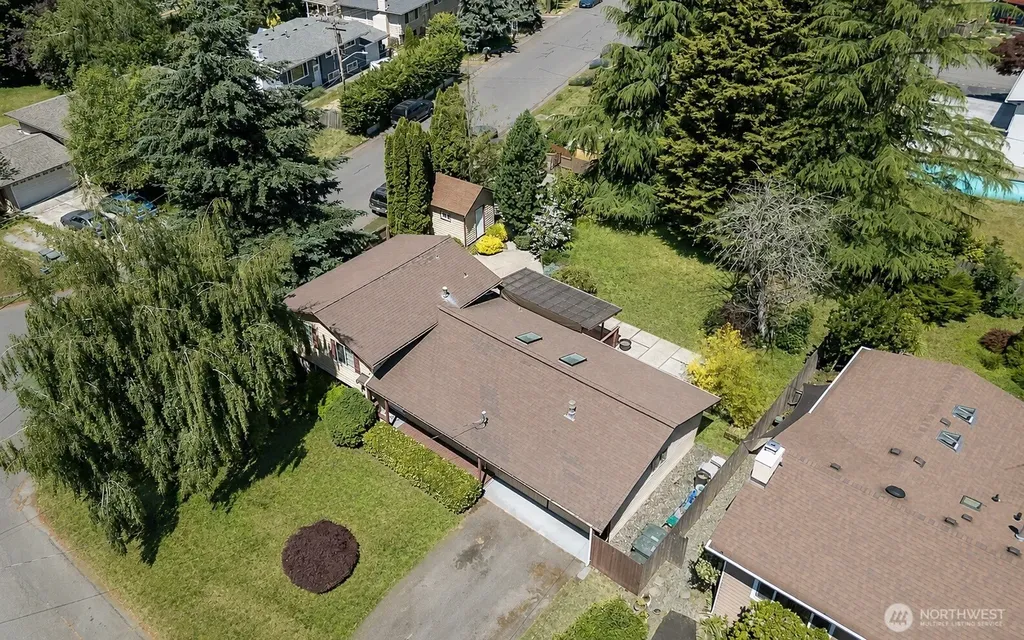 7304 NE 143rd Street Kenmore WA 98028