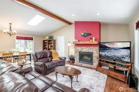 7304 NE 143rd Street Kenmore WA 98028