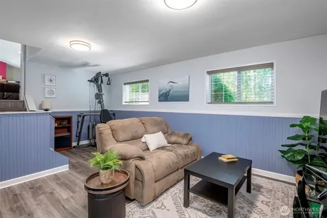 7304 NE 143rd Street Kenmore WA 98028