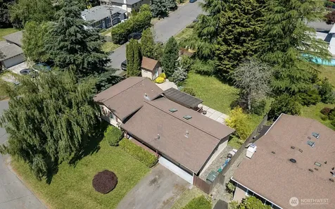 7304 NE 143rd Street Kenmore WA 98028