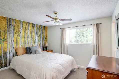 7304 NE 143rd Street Kenmore WA 98028