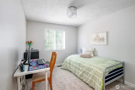 7304 NE 143rd Street Kenmore WA 98028