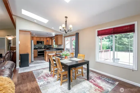 7304 NE 143rd Street Kenmore WA 98028