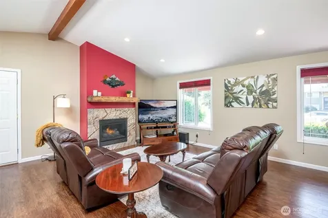 7304 NE 143rd Street Kenmore WA 98028