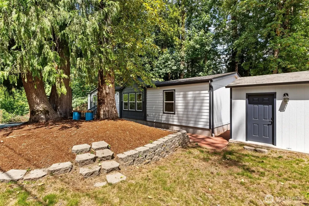 41675 S Shore Drive Concrete WA 98237