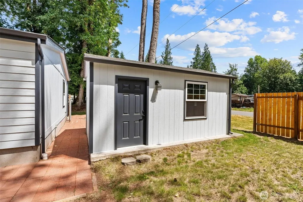 41675 S Shore Drive Concrete WA 98237