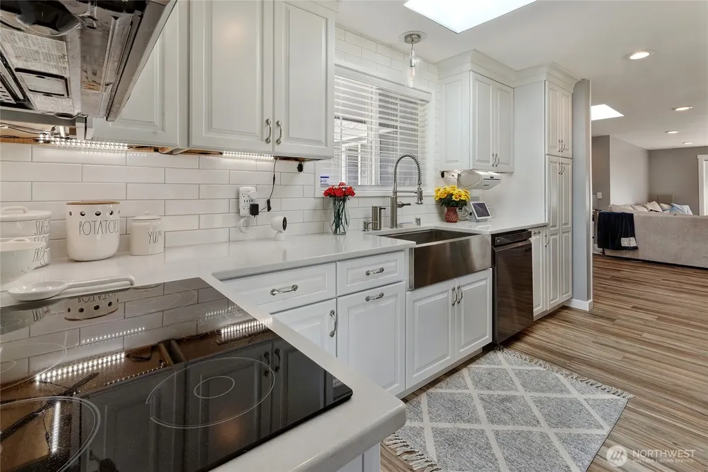2406 Taylor Street Milton WA 98354