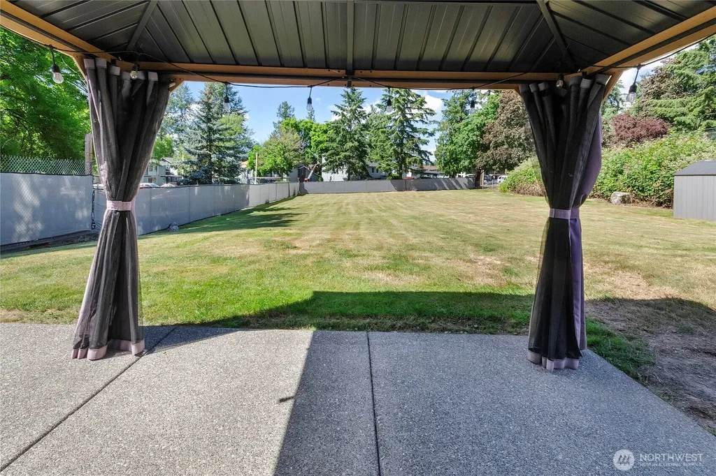 2406 Taylor Street Milton WA 98354