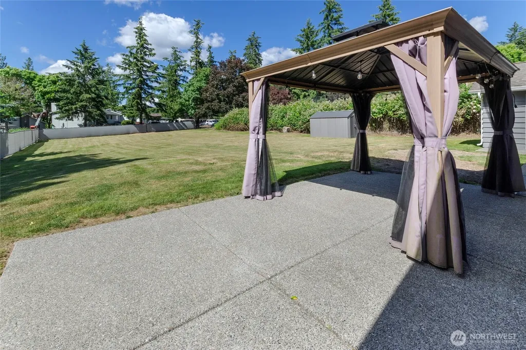 2406 Taylor Street Milton WA 98354