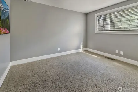 2406 Taylor Street Milton WA 98354