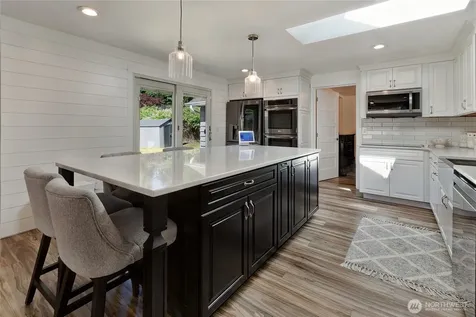 2406 Taylor Street Milton WA 98354