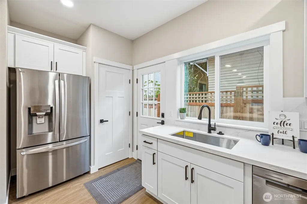 212 Carolina Street Bellingham WA 98225