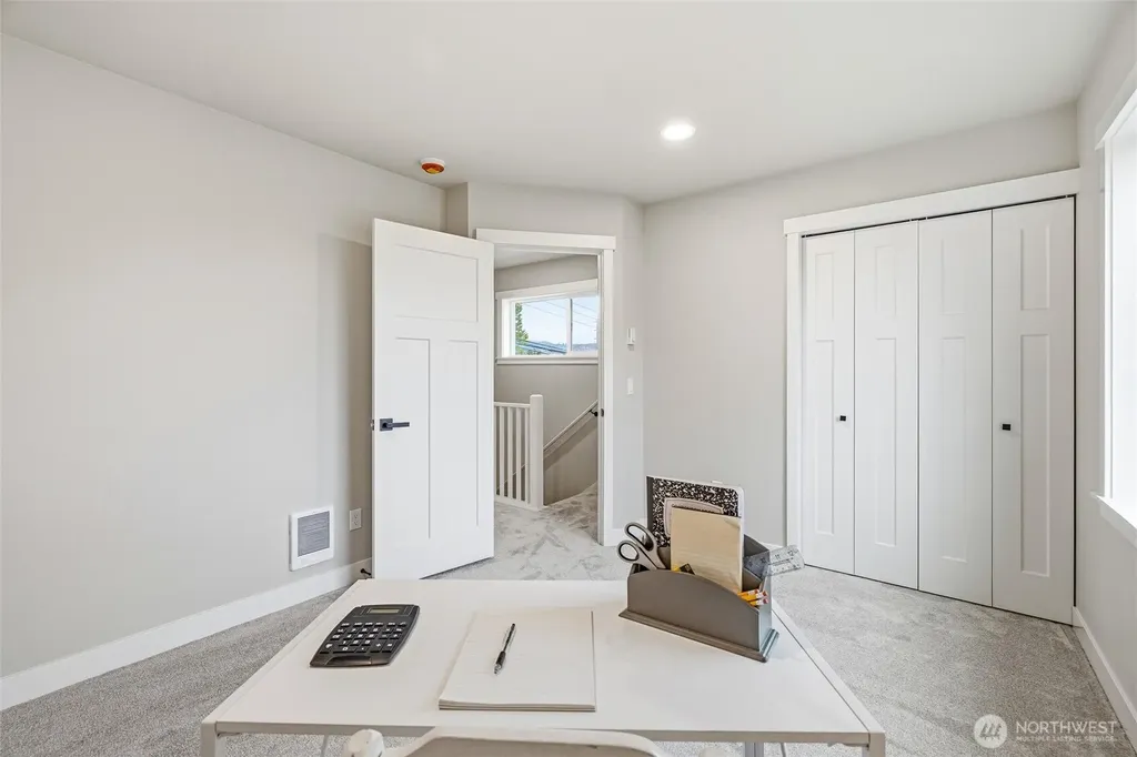 212 Carolina Street Bellingham WA 98225