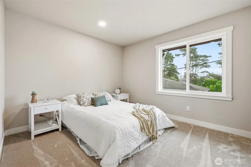 212 Carolina Street Bellingham WA 98225