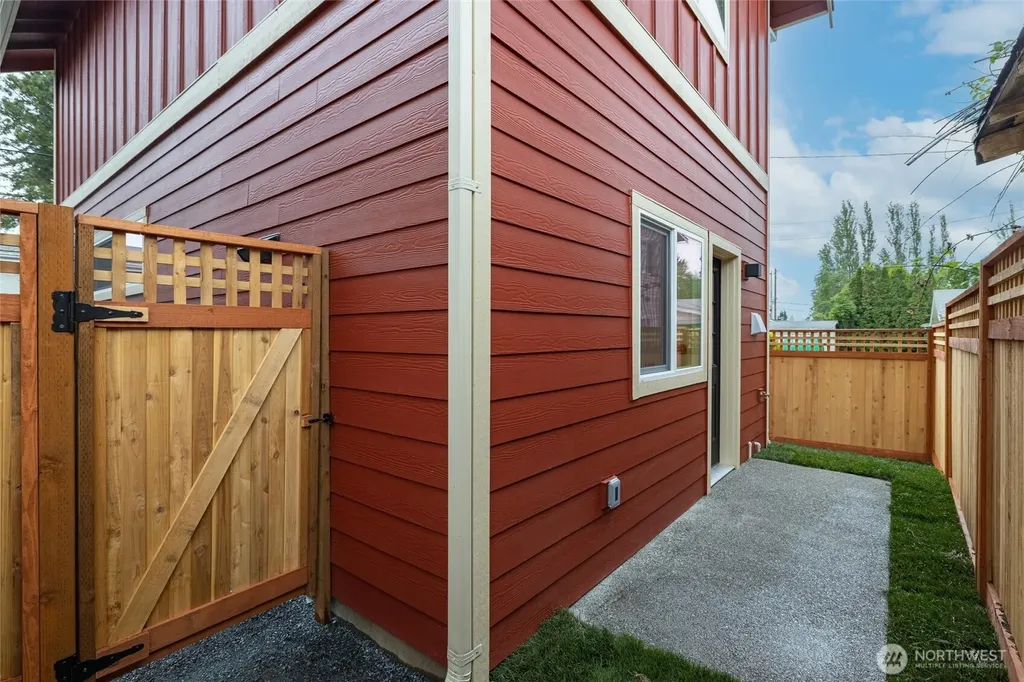212 Carolina Street Bellingham WA 98225
