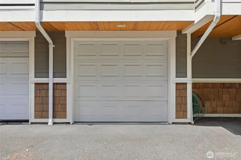 6526 34th Avenue NE Seattle WA 98115