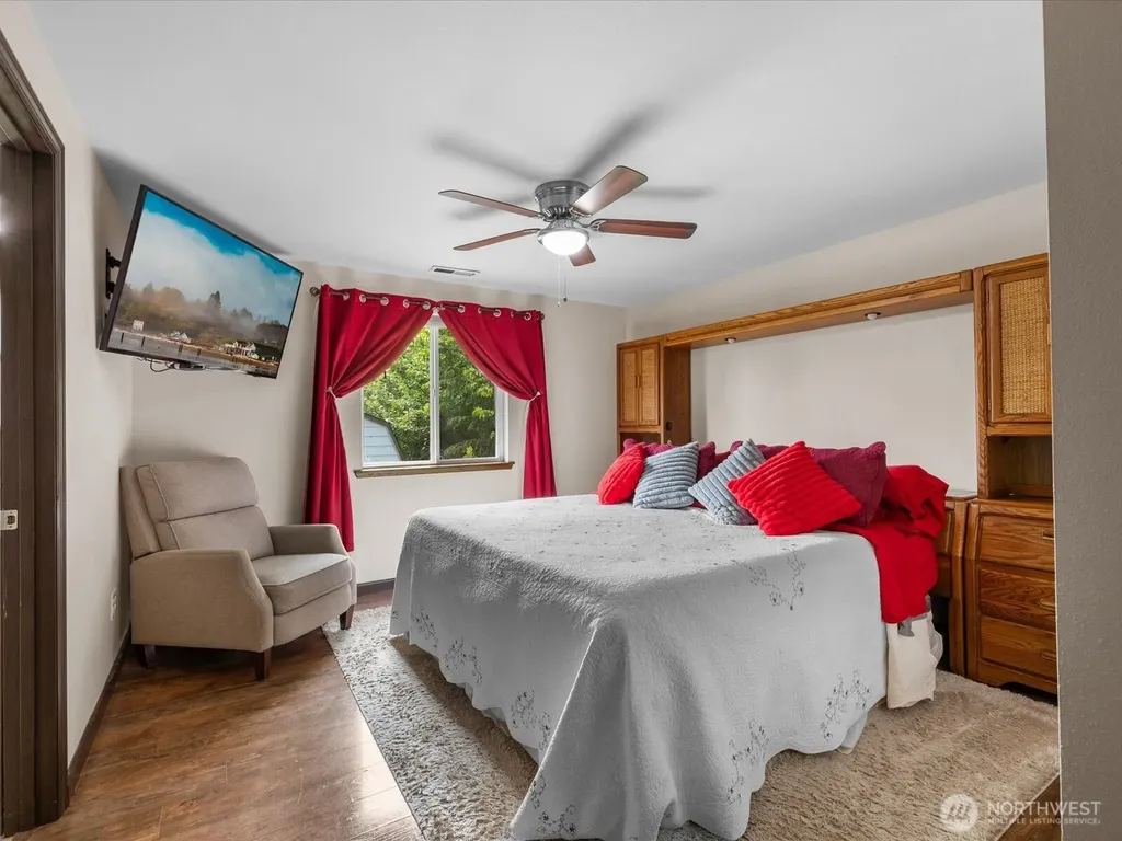 7812 Condor Drive NE Arlington WA 98223
