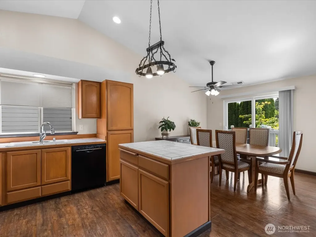 7812 Condor Drive NE Arlington WA 98223