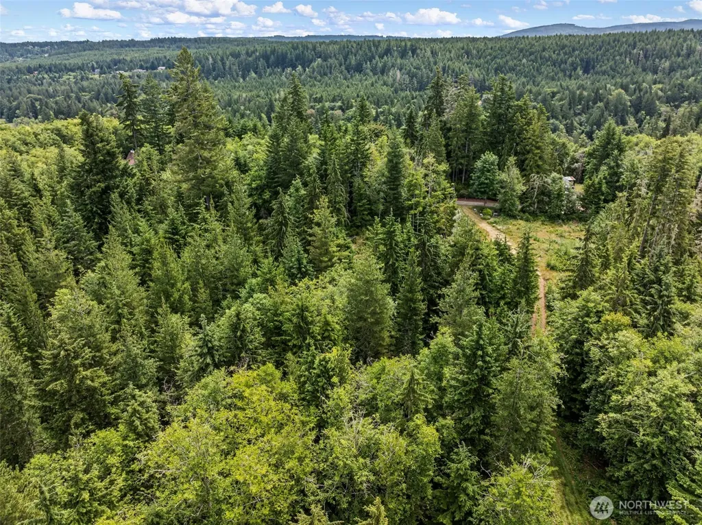 1 Andy Rogers Place NW Seabeck WA 98380