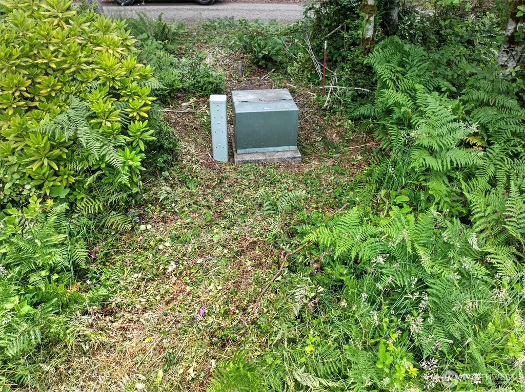 1 Andy Rogers Place NW Seabeck WA 98380