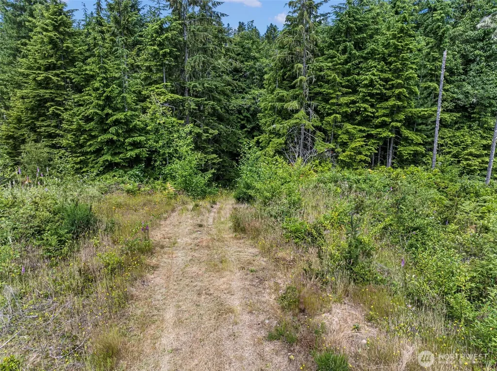 1 Andy Rogers Place NW Seabeck WA 98380