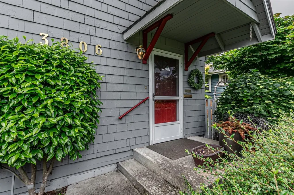 3806 S 9th Street Tacoma WA 98405