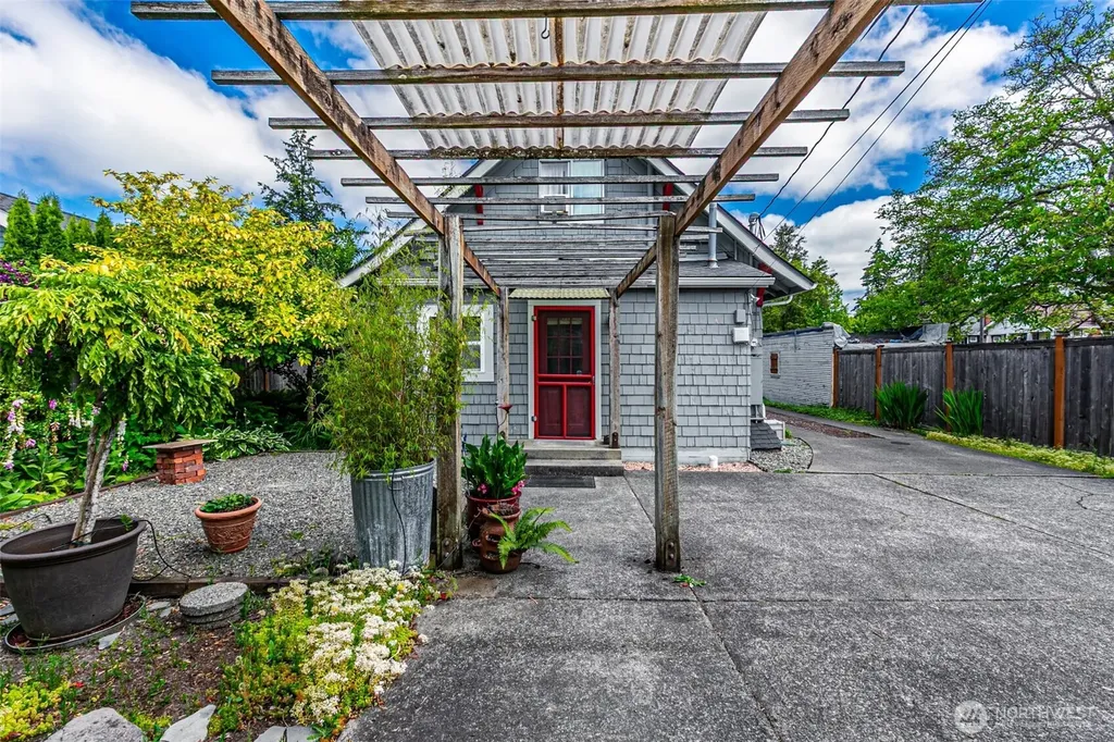 3806 S 9th Street Tacoma WA 98405