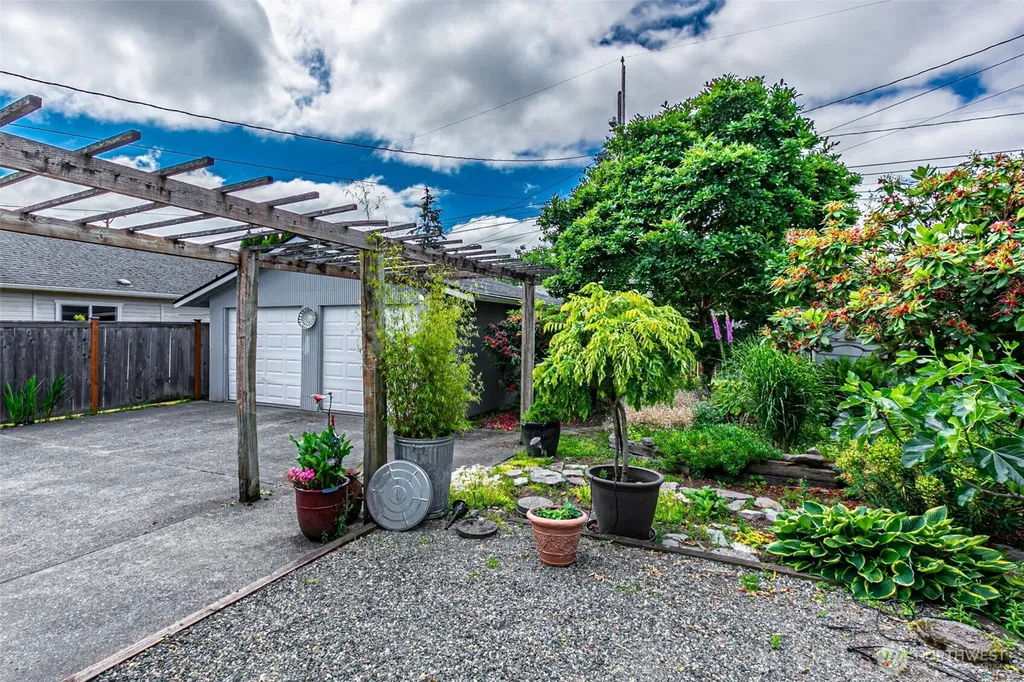3806 S 9th Street Tacoma WA 98405