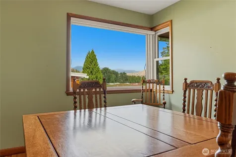 104 Chase Avenue Cashmere WA 98815