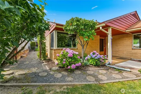 104 Chase Avenue Cashmere WA 98815