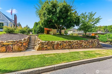 104 Chase Avenue Cashmere WA 98815