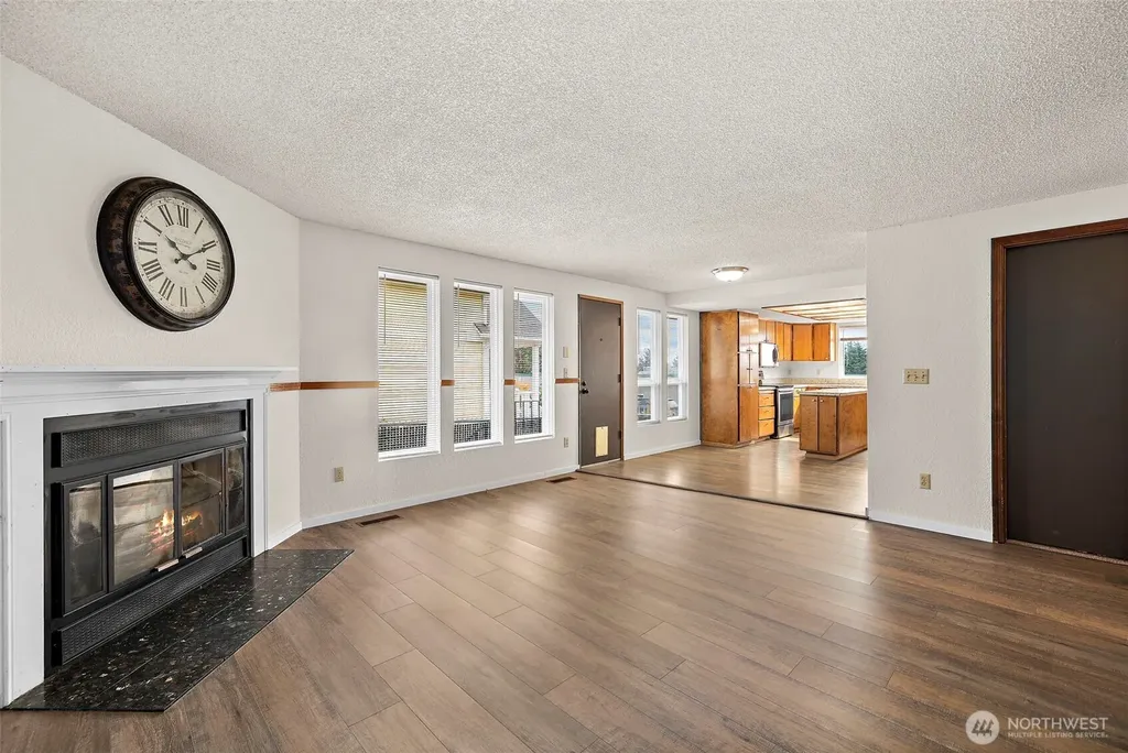 2516 Rockefeller Avenue Everett WA 98201