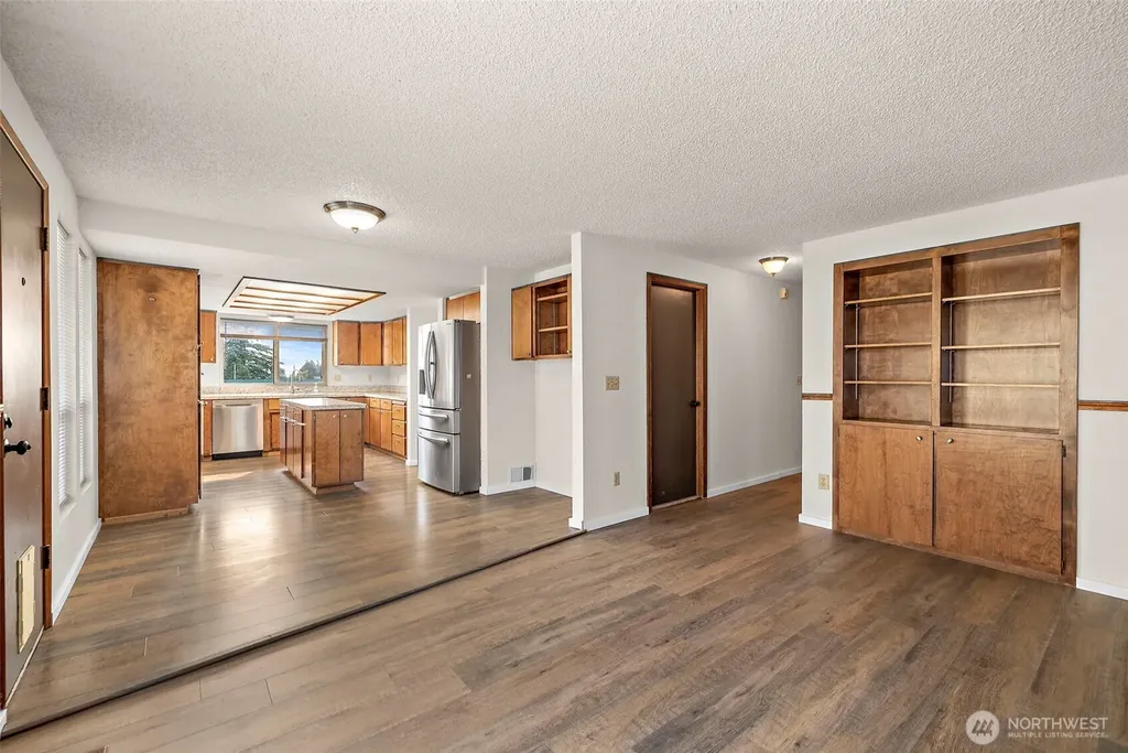 2516 Rockefeller Avenue Everett WA 98201