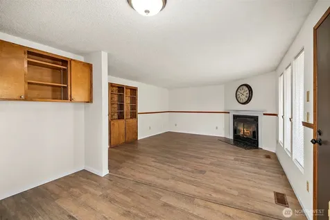 2516 Rockefeller Avenue Everett WA 98201