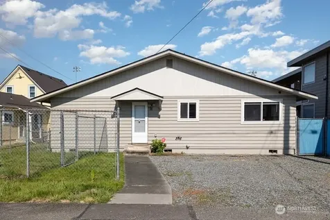 2516 Rockefeller Avenue Everett WA 98201