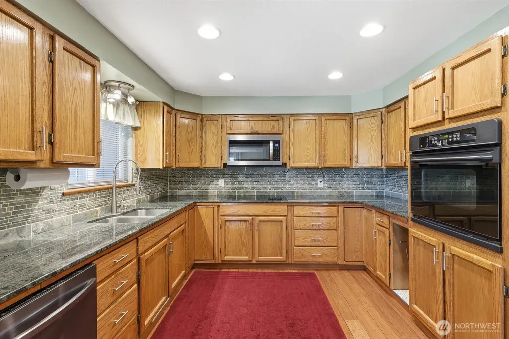 301 Main Street Riverside WA 98849