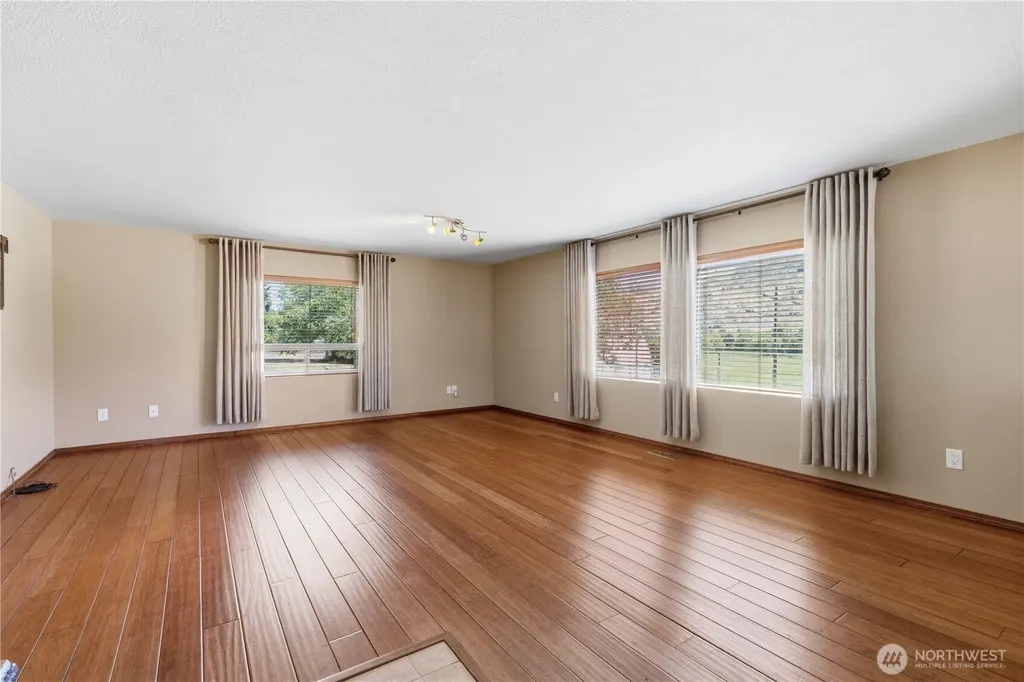 301 Main Street Riverside WA 98849
