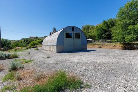 301 Main Street Riverside WA 98849