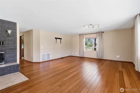 301 Main Street Riverside WA 98849