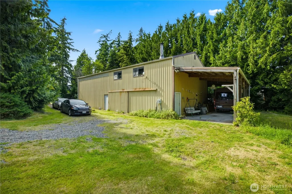 415 118th Avenue E Edgewood WA 98372