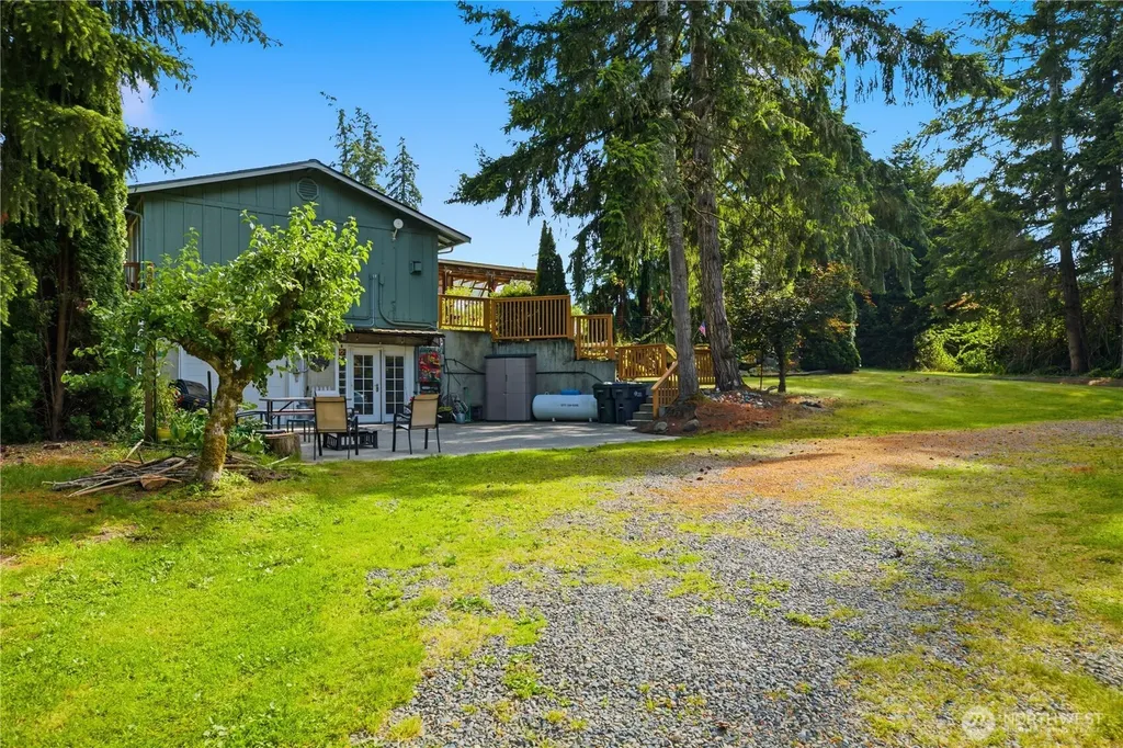 415 118th Avenue E Edgewood WA 98372