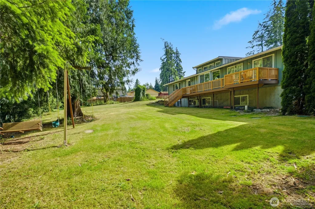 415 118th Avenue E Edgewood WA 98372