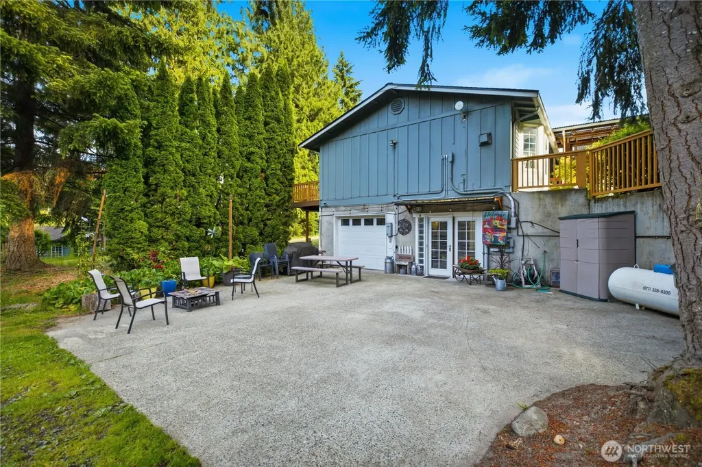415 118th Avenue E Edgewood WA 98372