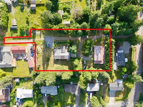 415 118th Avenue E Edgewood WA 98372