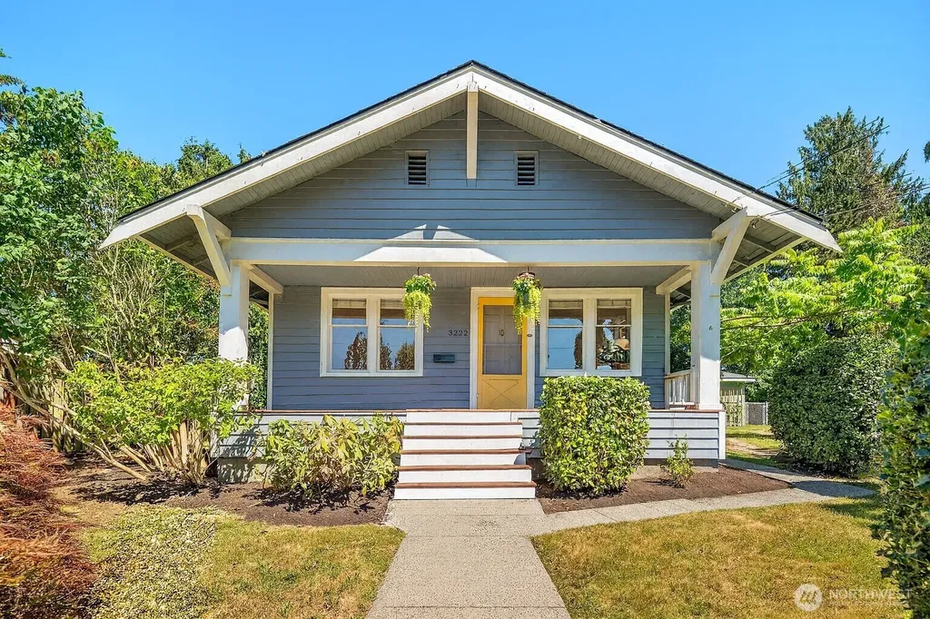 3222 38th Avenue SW Seattle WA 98126