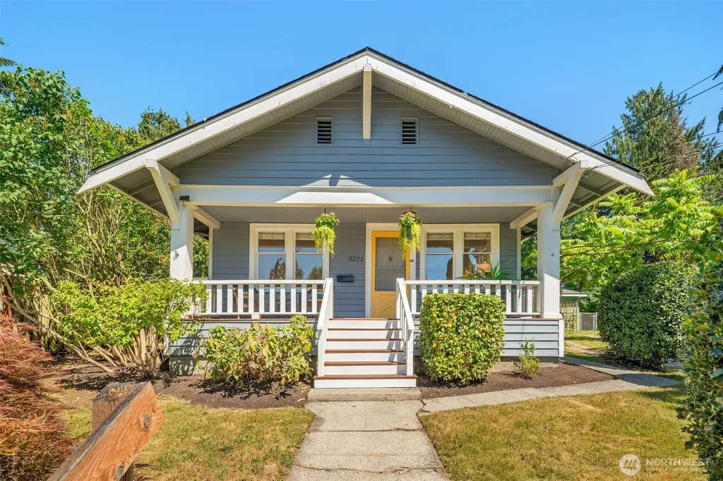 3222 38th Avenue SW Seattle WA 98126