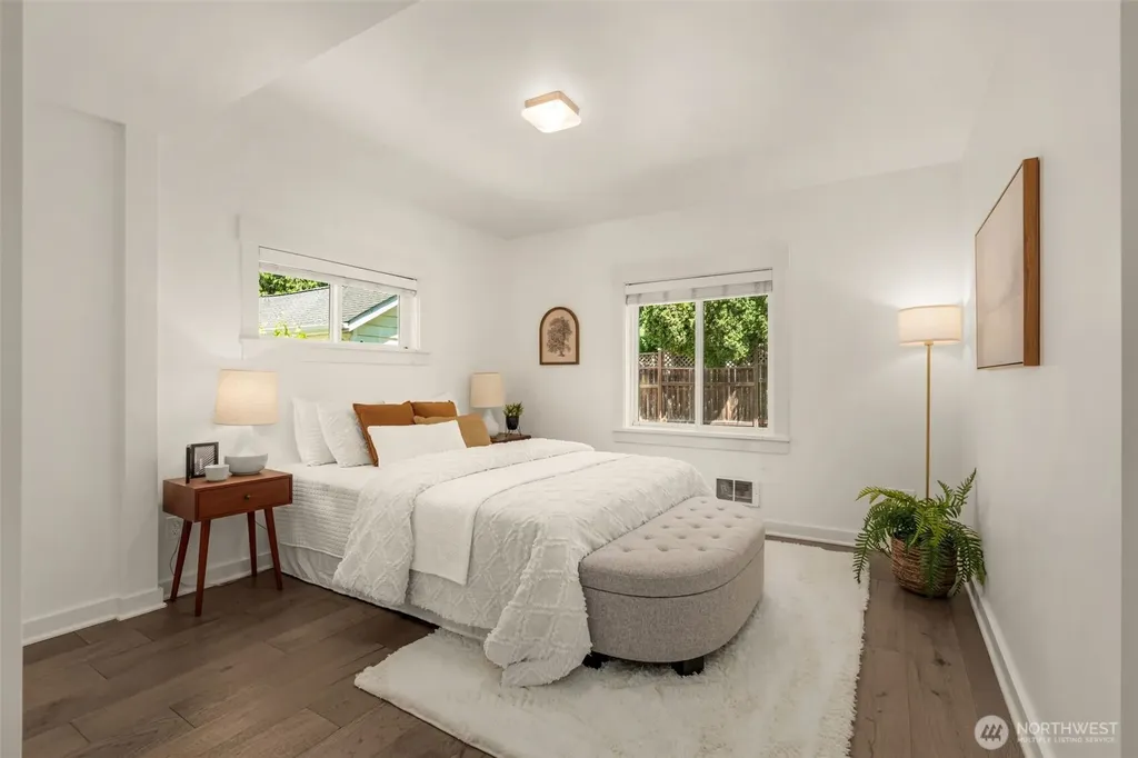 3222 38th Avenue SW Seattle WA 98126