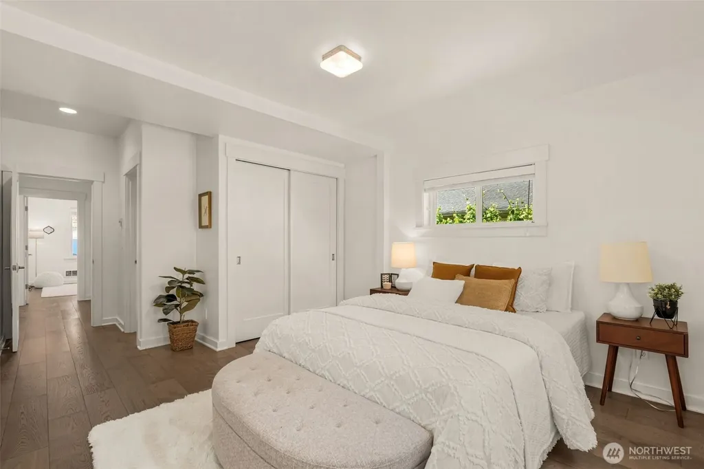 3222 38th Avenue SW Seattle WA 98126
